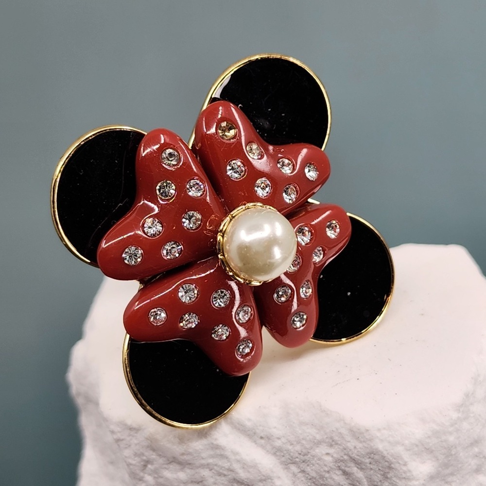 MAWI x DISNEY Red Black Flower Ring Rhinestone Faux Pearl Gold Tone Statement
